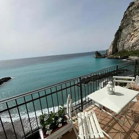 Vient Mpop Con Terrazza Vista Mare