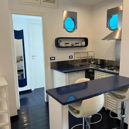 Vient Mpop Con Terrazza Vista Mare מטה