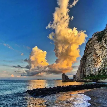 Ξενοδοχείο με διαμερίσματα Vient Mpop Con Terrazza Vista Mare