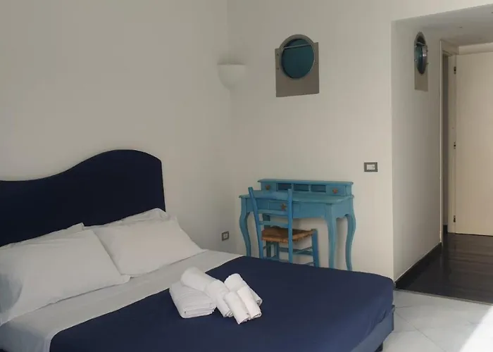 Vient Mpop Con Terrazza Vista Mare 3*
